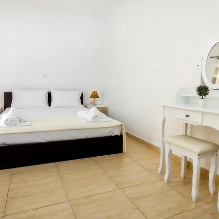 House Litsa 2 In Apartment Potos