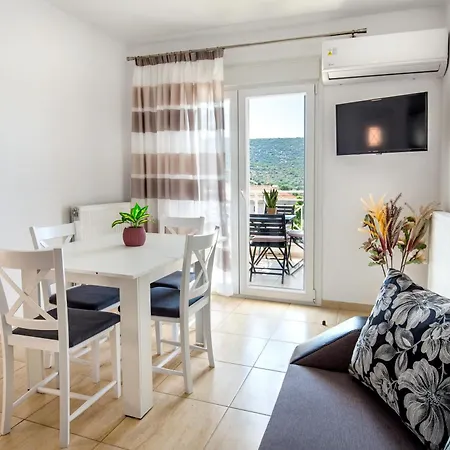 Apartment House Litsa 2 In