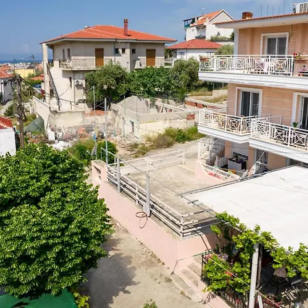 Apartment House Litsa 2 In