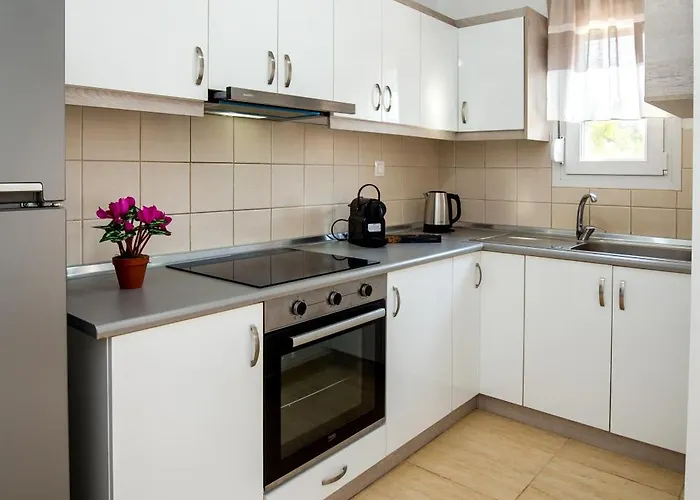 House Litsa 2 In Daire Potos